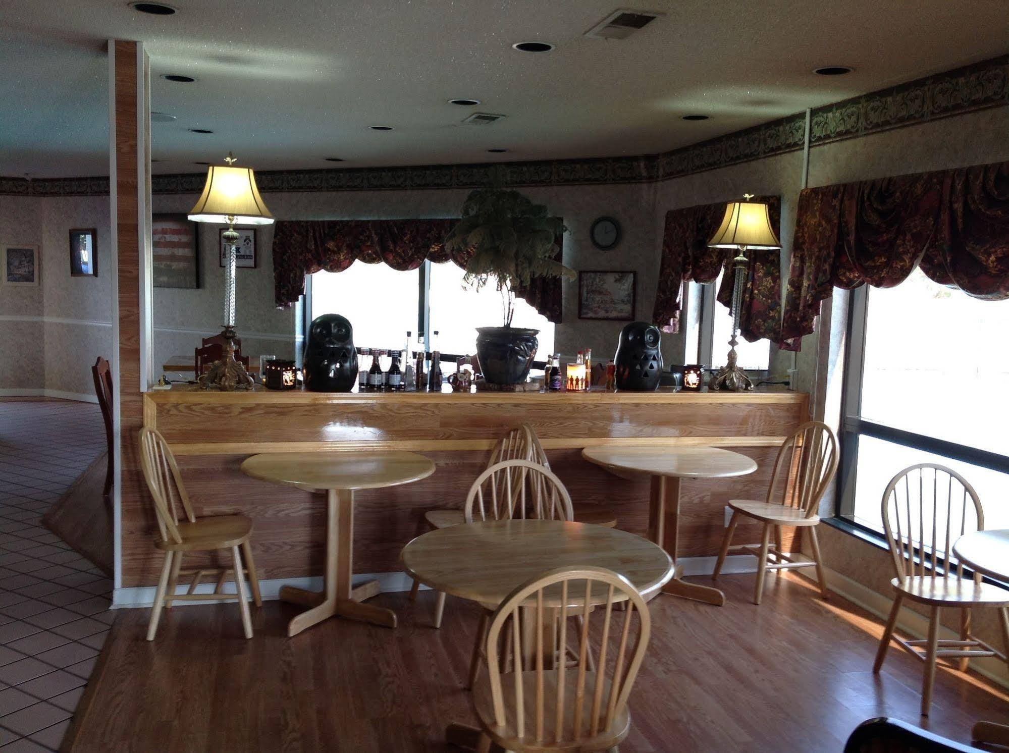 Hallmarc Inn & Suites Of West Memphis Eksteriør billede